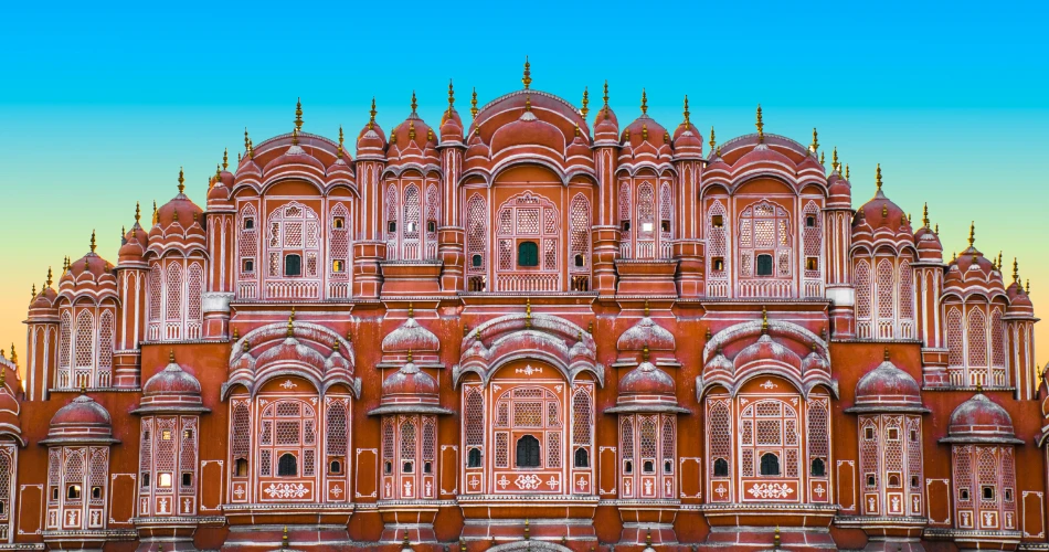 Exploring Jaipur in Style: A Guide to Luxury Travel in Rajasthan